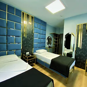 3* Hotel Orange Airport